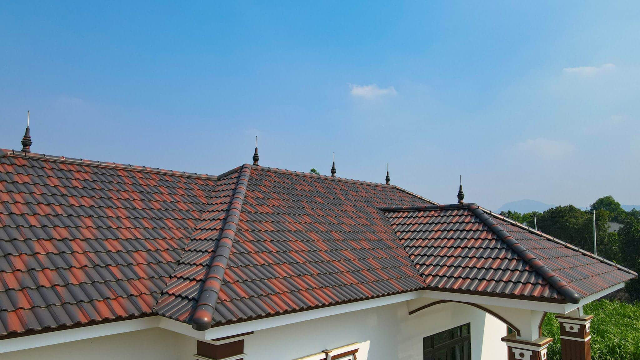 Với kiểu màu vô cùng đặc biệt làm cho mái nhà của bạn khác biệt hoàn toàn so với những ngôi nhà xung quanh